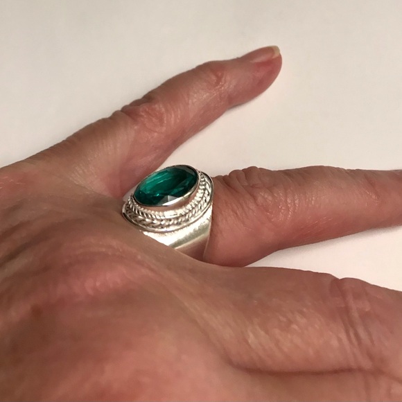 Lanleenn Jewelry - Tsavorite Stamped 925 Sterling Silver Ring